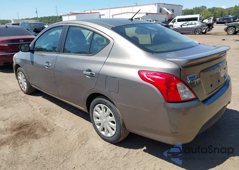 2016 Nissan Versa 1.6 S/1.6 S+/1.6 Sl/1.6 Sv из США, поврежденный, VIN 3N1CN7AP2GL852790